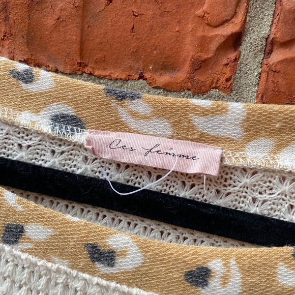 Ces Femme Womens Medium Oversized Leopard Animal Print Trumpet Sleeve Blouse - Picture 5 of 9